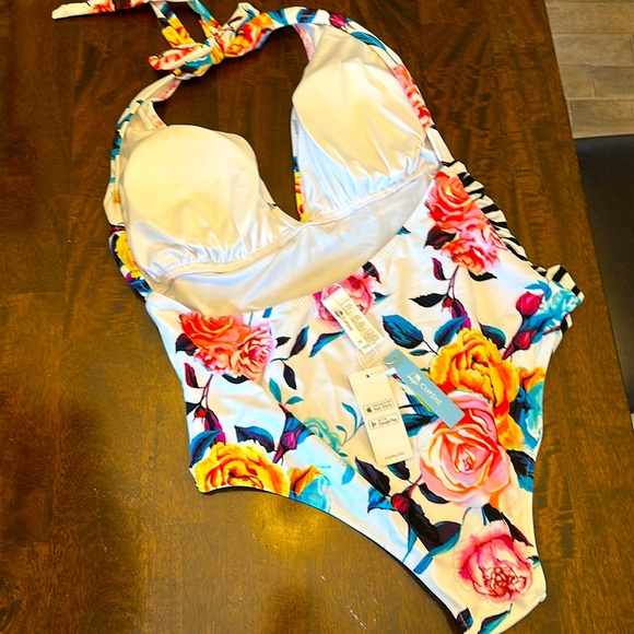 Cupshe 1X old Floral and Stripe Halter Tummy Control One Piece Swimsuit NWT - Picture 8 of 10